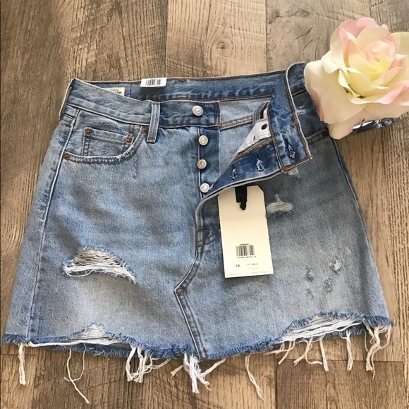 🛍LEVI’S DECONSTRUCTION SKIRT🎀 - Picture 3 of 7